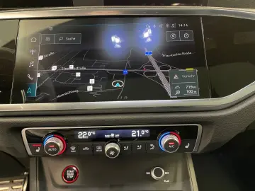 AUDI RS Q3 Sportback TFSI quattro  AHK 280 KM H PANO