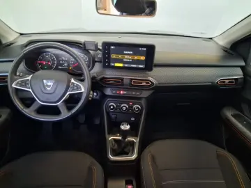 DACIA DUSTER 1.3 TCe 150CP Prestige 4WD