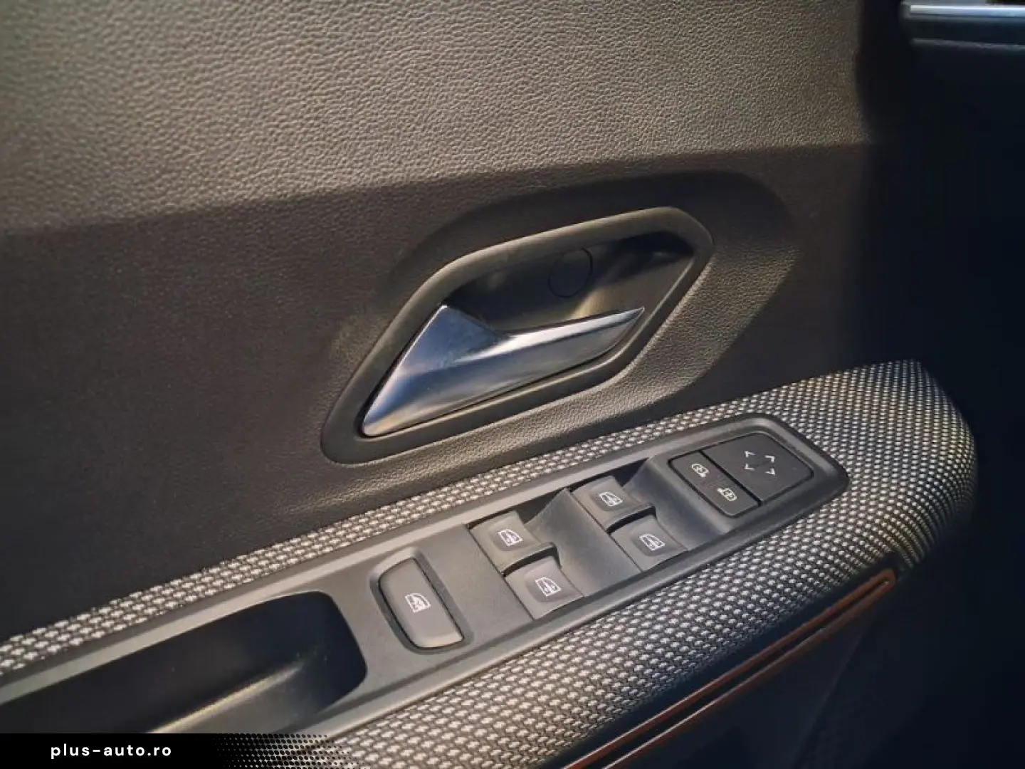 DACIA DUSTER 1.3 TCe 150CP Prestige 4WD