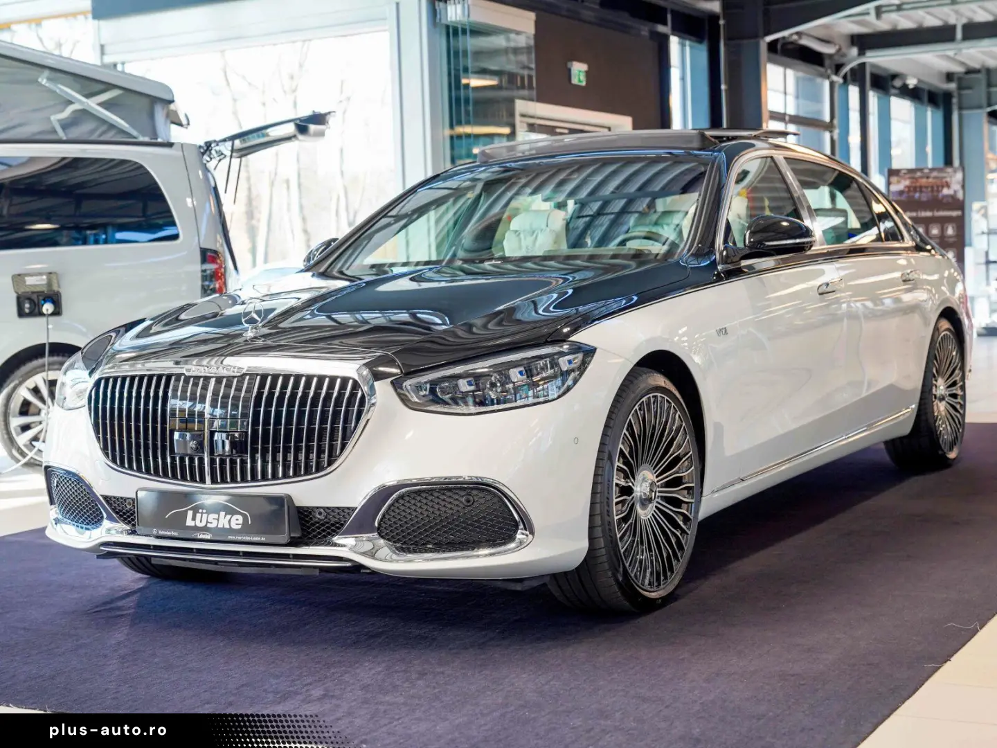 MERCEDES-BENZ S 680 Maybach High-End Interieur-Paket