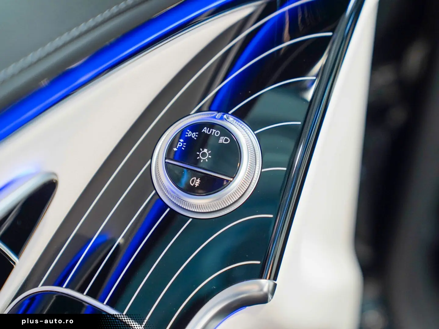 MERCEDES-BENZ S 680 Maybach High-End Interieur-Paket