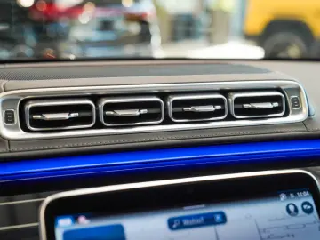 MERCEDES-BENZ S 680 Maybach High-End Interieur-Paket