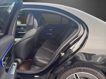 MERCEDES-BENZ C 300 Limousine AMG-LINE 360KAM SPUR L&hellip;