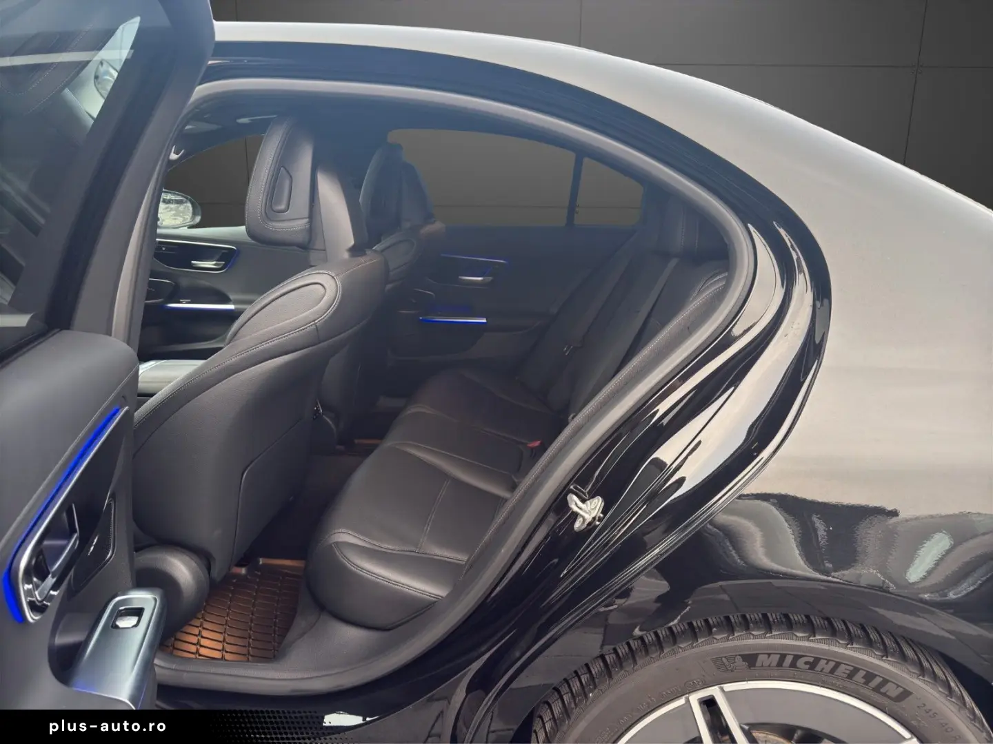 MERCEDES-BENZ C 300 Limousine AMG-LINE 360KAM SPUR L&hellip;