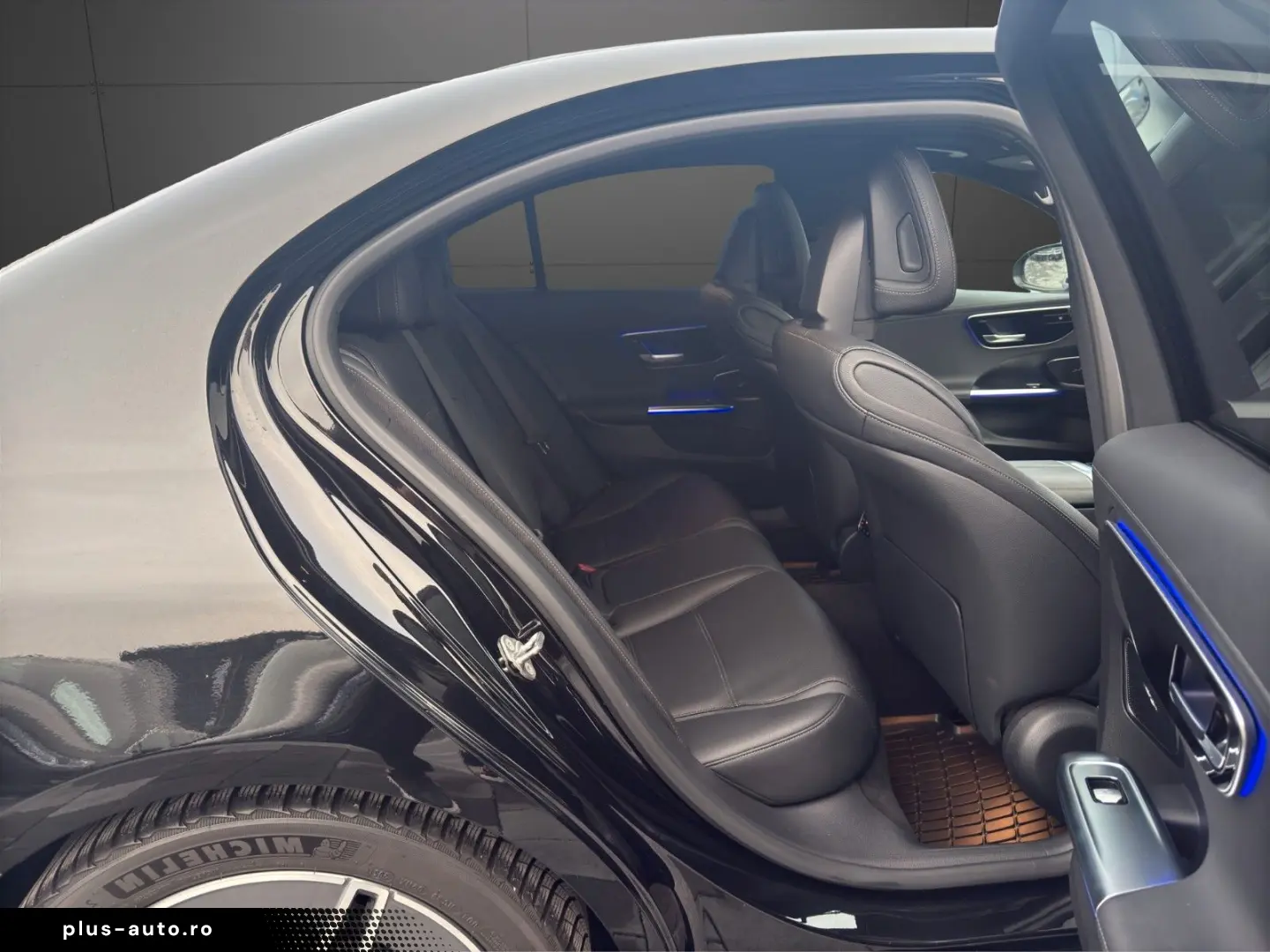 MERCEDES-BENZ C 300 Limousine AMG-LINE 360KAM SPUR L&hellip;