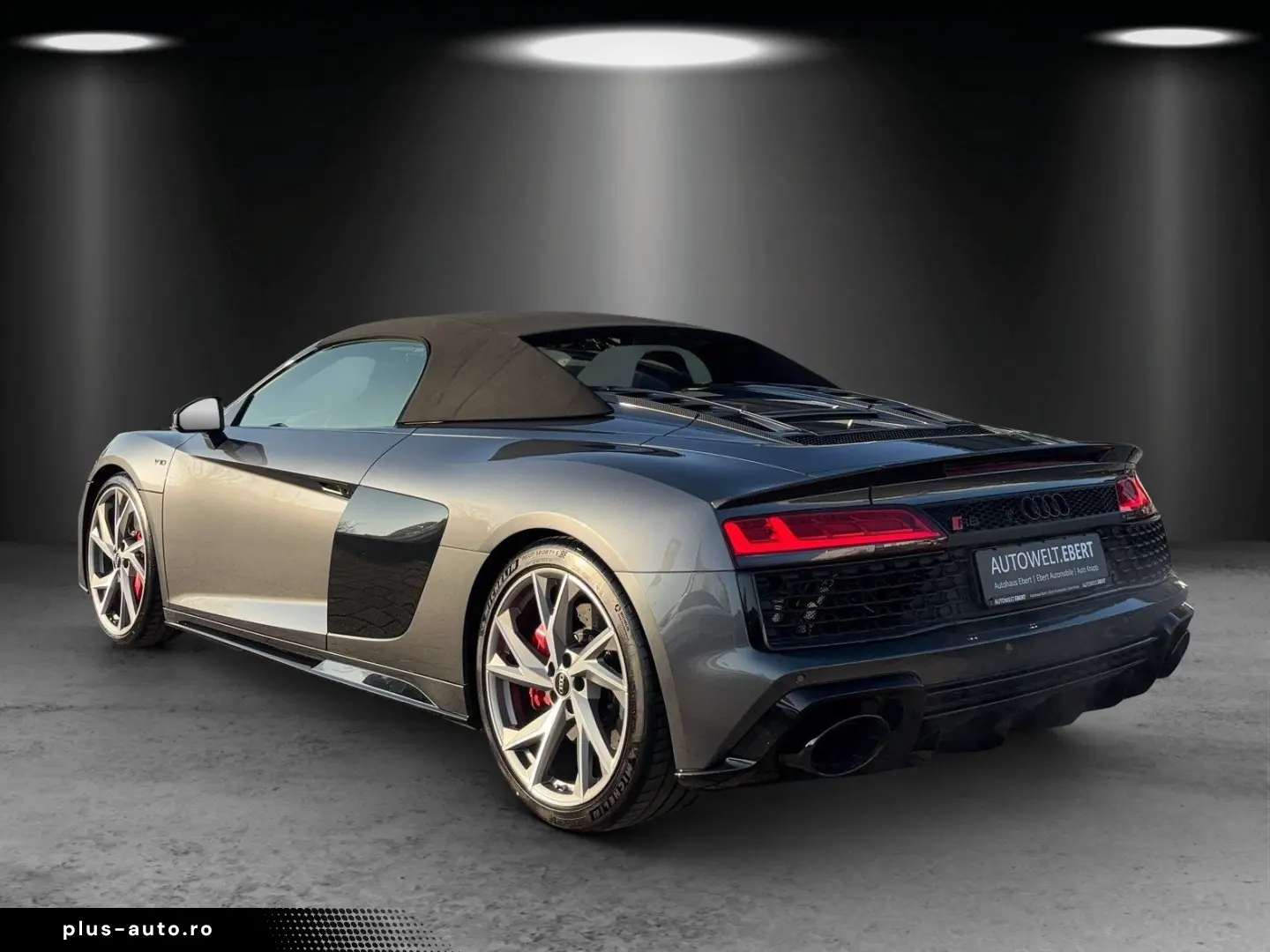 AUDI R8 Spyder 5.2 FSI Performance
