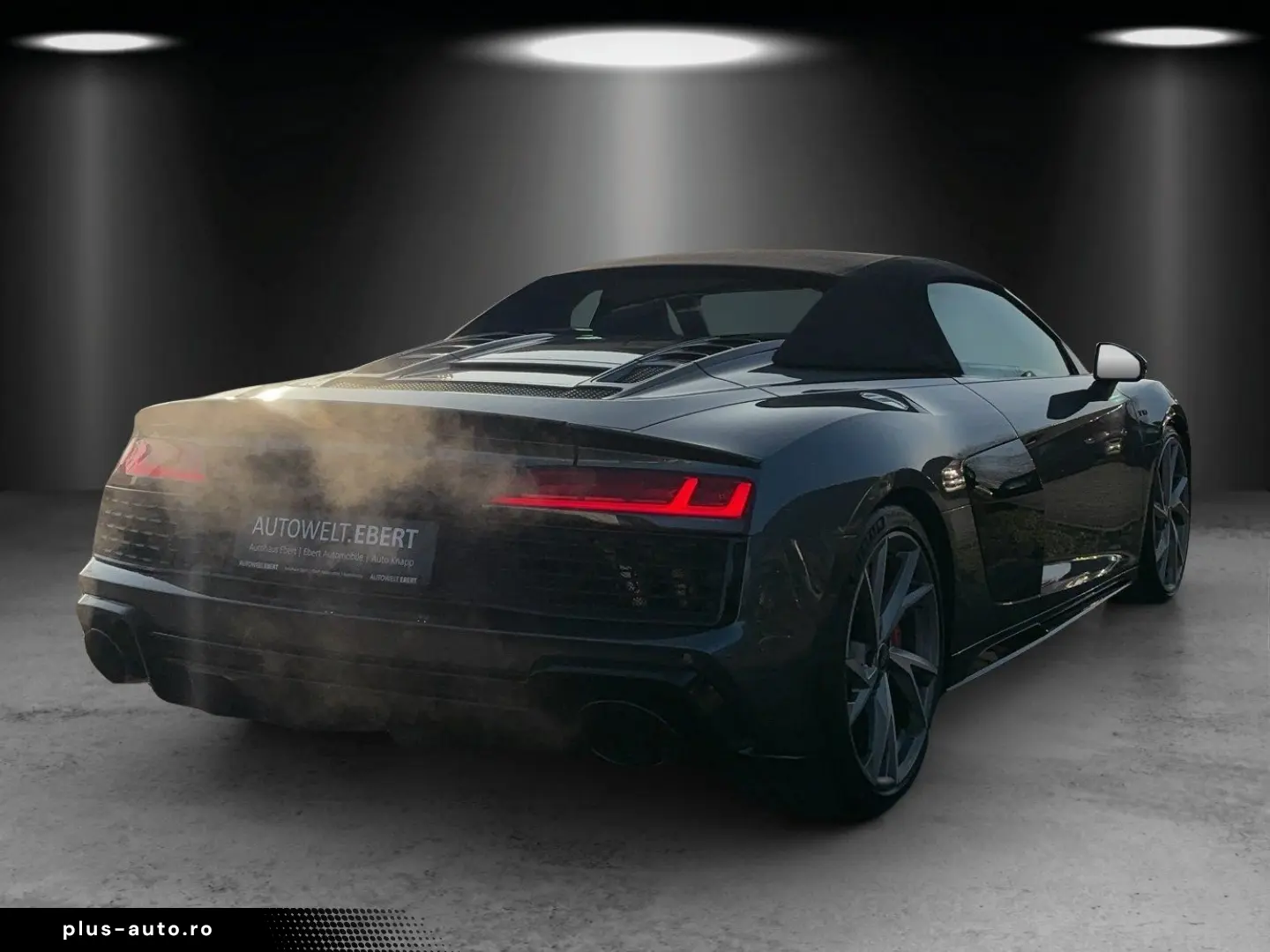 AUDI R8 Spyder 5.2 FSI Performance