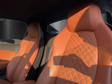 AUDI R8 Spyder 5.2 FSI Performance