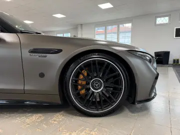 MERCEDES-BENZ SL 63 AMG Designo Carbon Ceramic