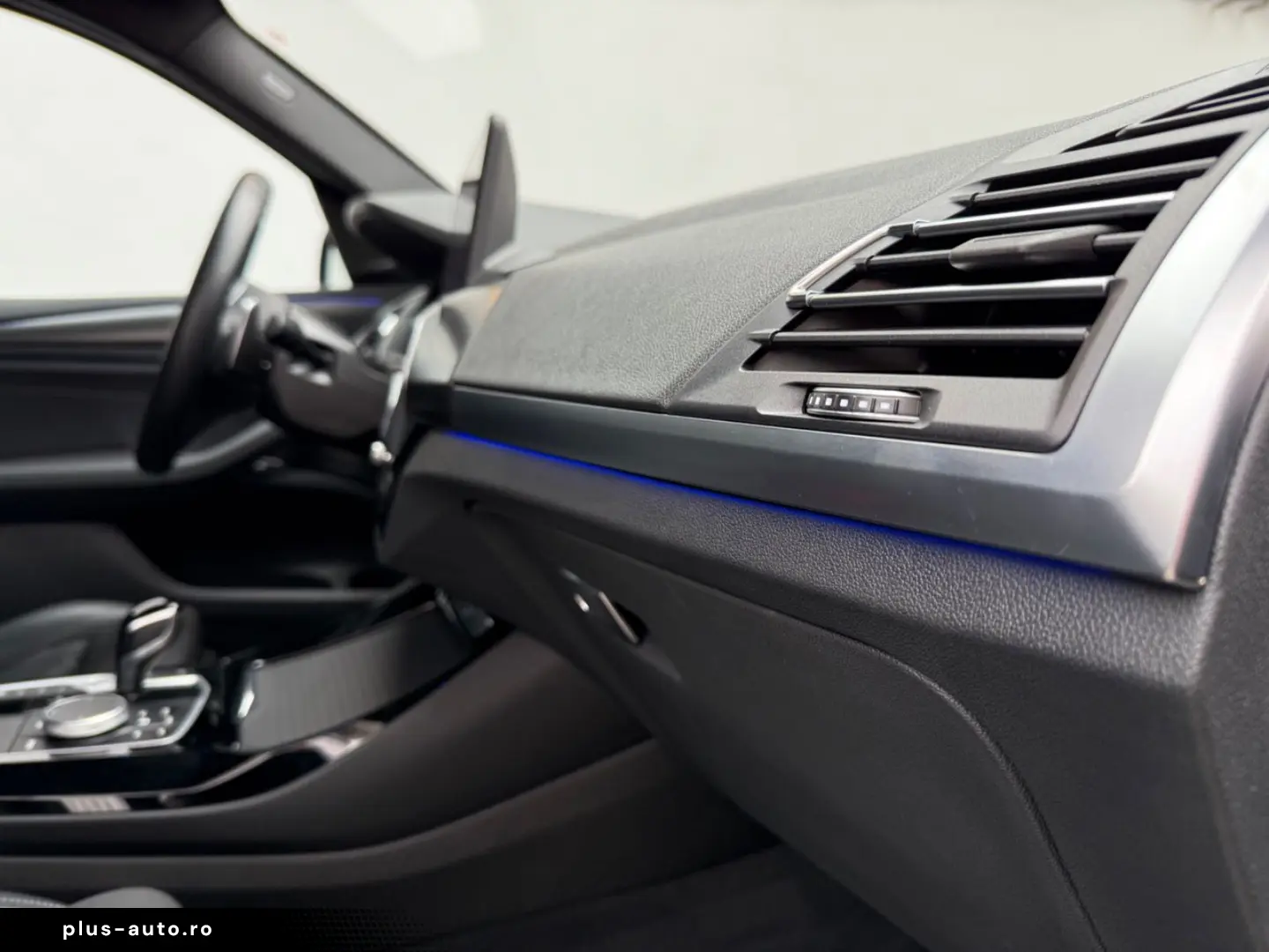 BMW X3 xDrive 30 i M Sport Pano Standhzg AHK HeadUp