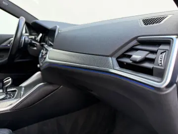 BMW M440 i xDrive M Sitze Laser HeadUp ACC H&K 19