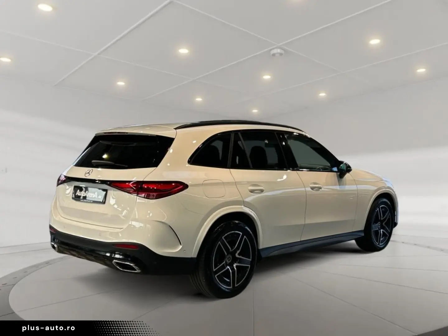 MERCEDES-BENZ GLC300 4matic AMG AMG MBUX Burm Night AHK Pano