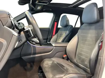 MERCEDES-BENZ GLC300 4matic AMG AMG MBUX Burm Night AHK Pano