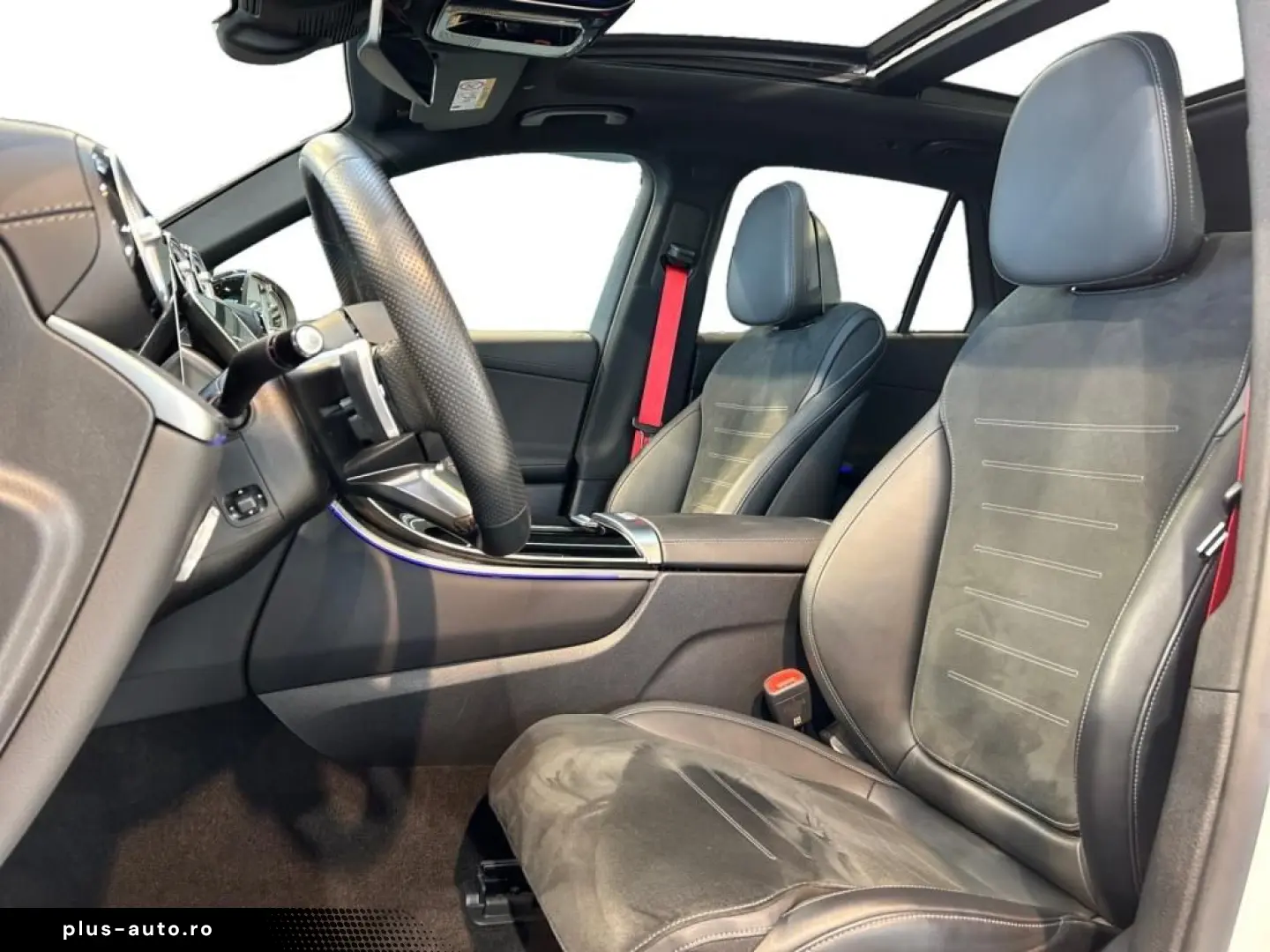 MERCEDES-BENZ GLC300 4matic AMG AMG MBUX Burm Night AHK Pano