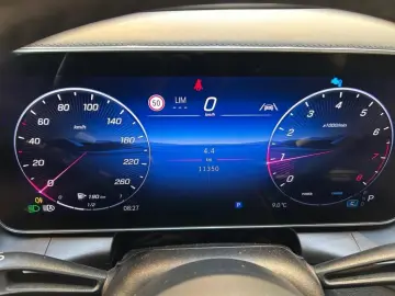 MERCEDES-BENZ GLC300 4matic AMG AMG MBUX Burm Night AHK Pano