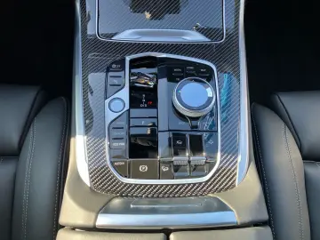 BMW X7 xDrive40i M Sport Pro Pano Sky DA Pro 23´´ ST