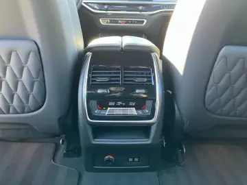 BMW X7 xDrive40i M Sport Pro Pano Sky DA Pro 23´´ ST