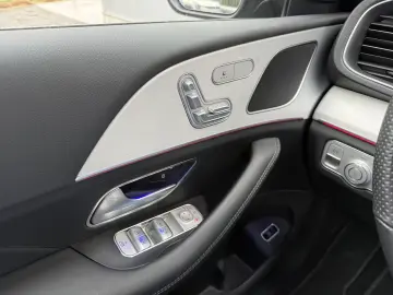 MERCEDES-BENZ GLE 350 de 4matic AMG-Line Night CAM BLIS HEAT