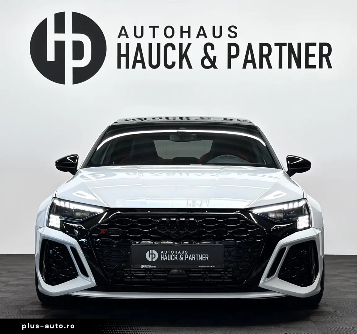 AUDI RS3 Lim  Matrix Pano Sport-AGA B&O Ambiente H-Up