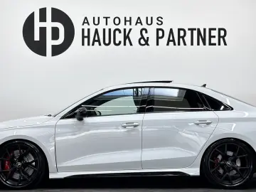 AUDI RS3 Lim  Matrix Pano Sport-AGA B&O Ambiente H-Up