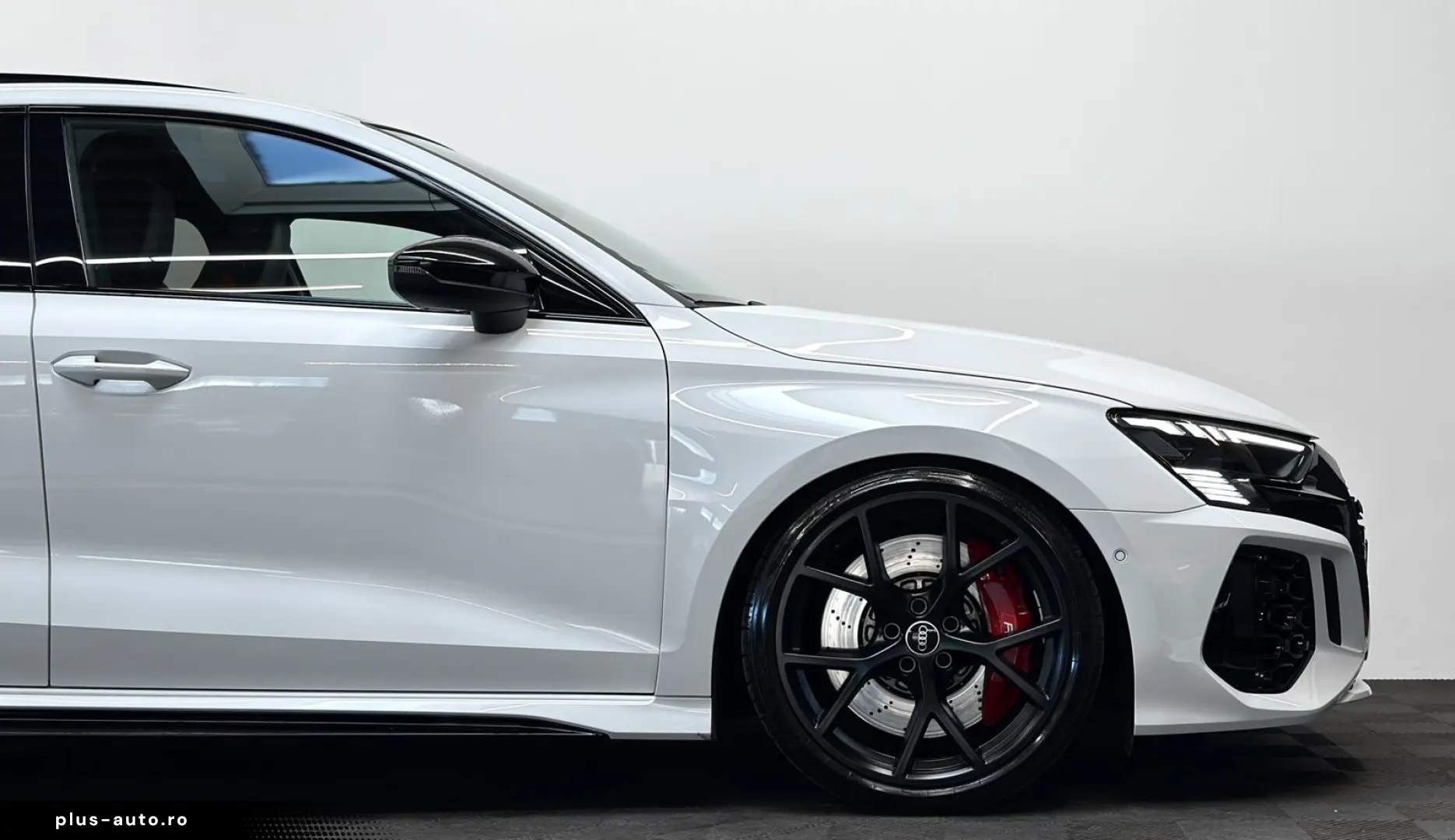 AUDI RS3 Lim  Matrix Pano Sport-AGA B&O Ambiente H-Up