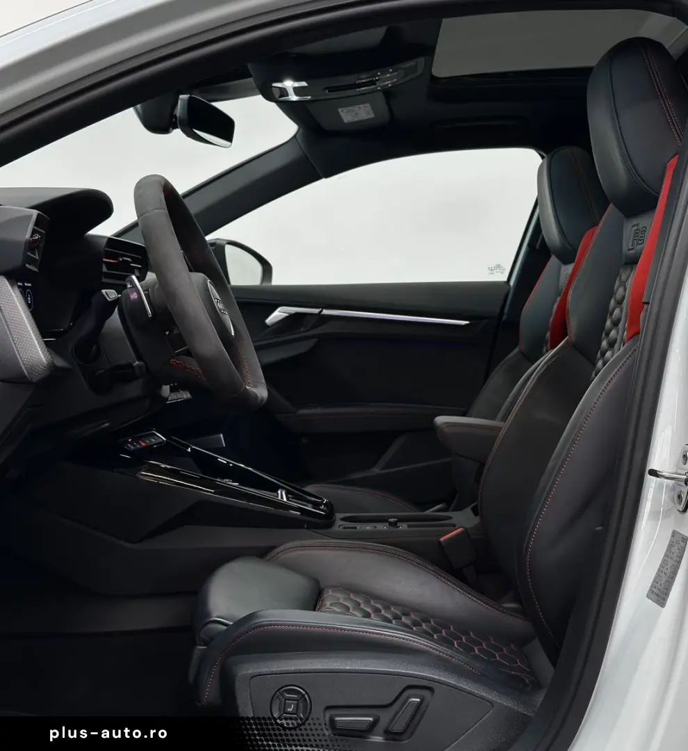 AUDI RS3 Lim  Matrix Pano Sport-AGA B&O Ambiente H-Up