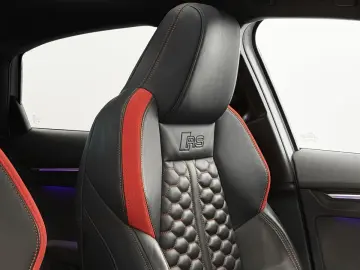 AUDI RS3 Lim  Matrix Pano Sport-AGA B&O Ambiente H-Up