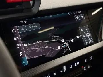 AUDI RS3 Lim  Matrix Pano Sport-AGA B&O Ambiente H-Up