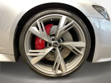 AUDI RS 6 Avant 360 3xKlima ACC AUT Akustikglas Kam.