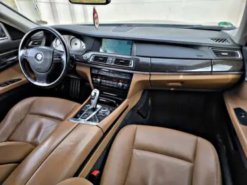 BMW SERIA 7   An 2009   Motor 3 0