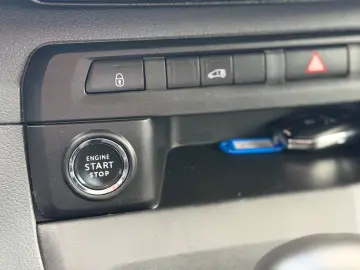 OPEL Vivaro Kasten Edition L3 Leder 2xWürth Klima