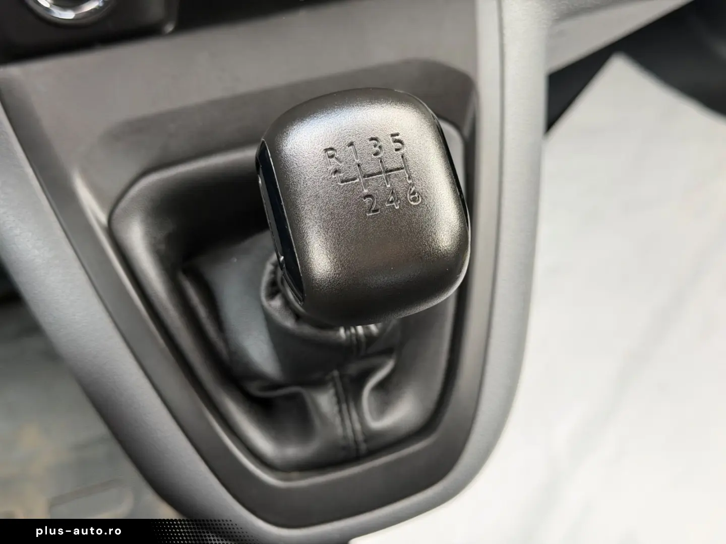 OPEL Vivaro Kasten Edition L3 Leder 2xWürth Klima