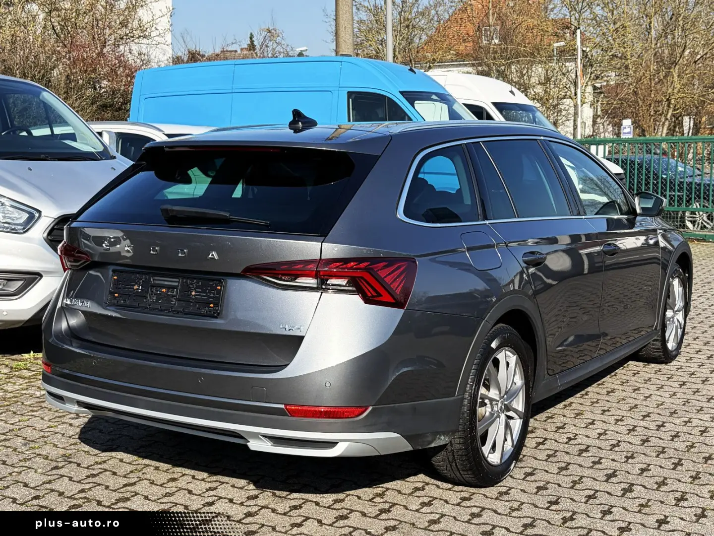 SKODA Octavia Combi Scout 4x4