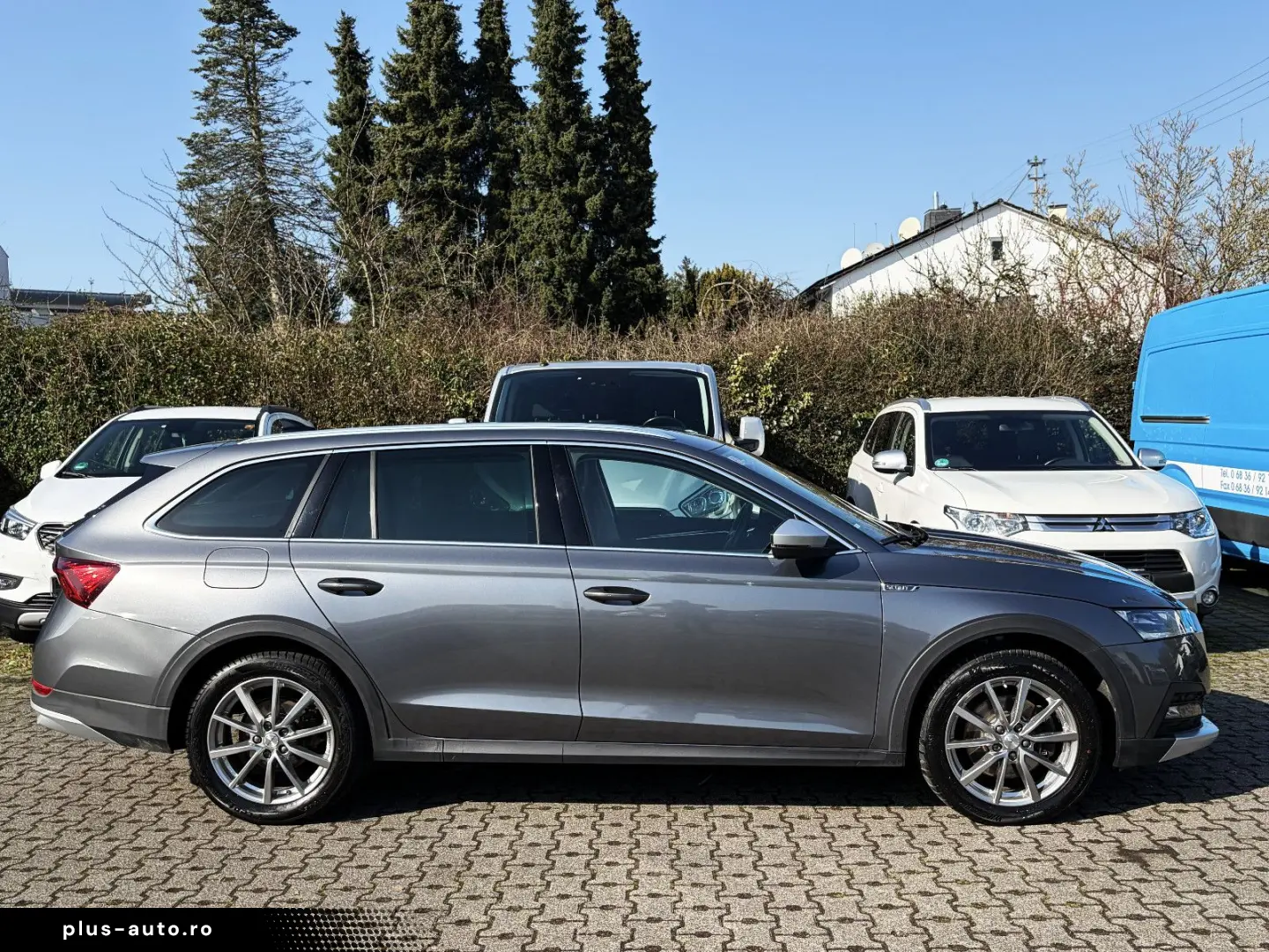 SKODA Octavia Combi Scout 4x4