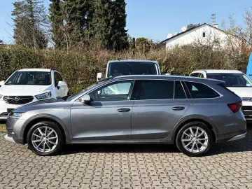 SKODA Octavia Combi Scout 4x4
