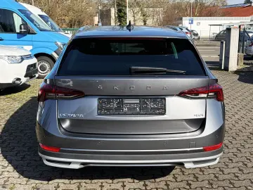 SKODA Octavia Combi Scout 4x4