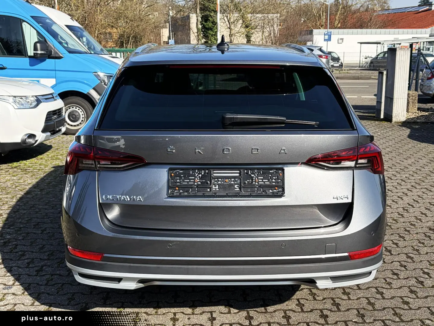 SKODA Octavia Combi Scout 4x4