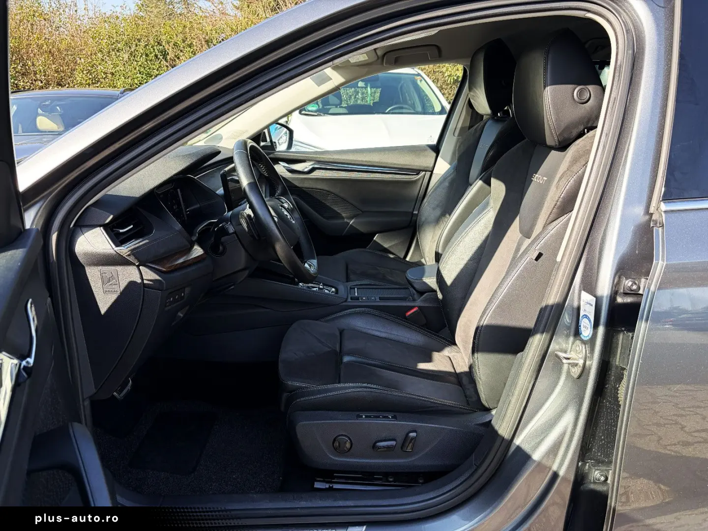 SKODA Octavia Combi Scout 4x4