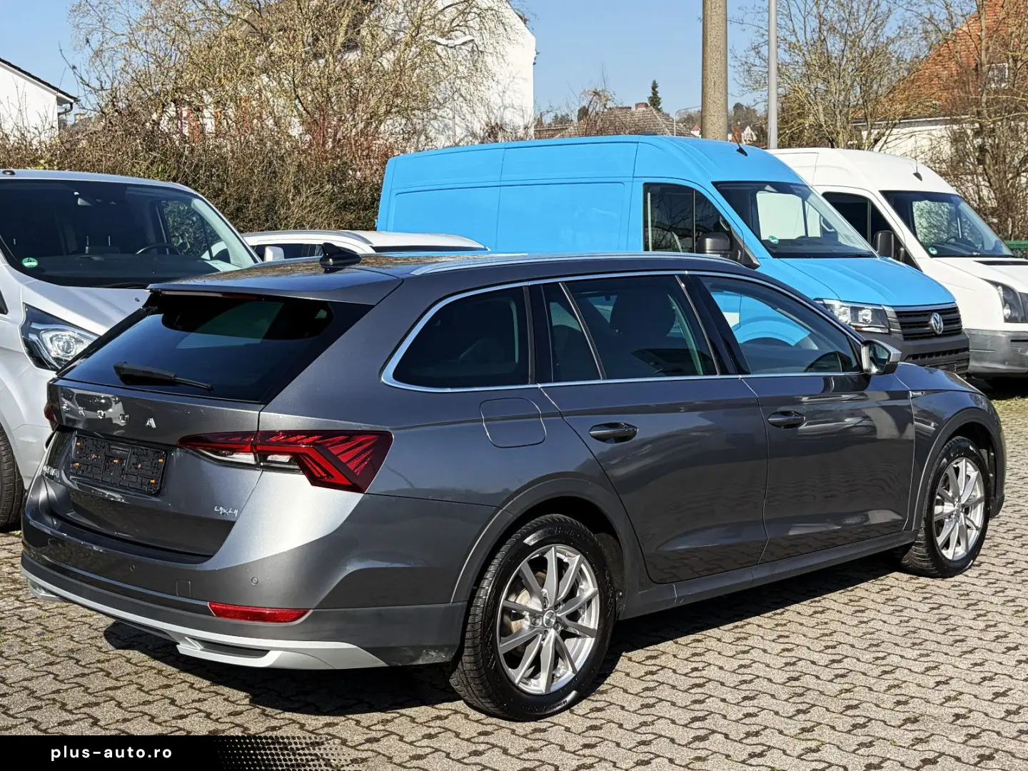 SKODA Octavia Combi Scout 4x4