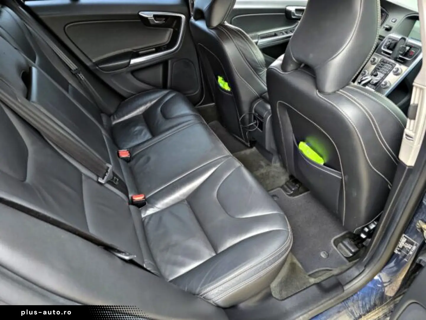 Volvo V60 D4   An 2015   Motor 2 0