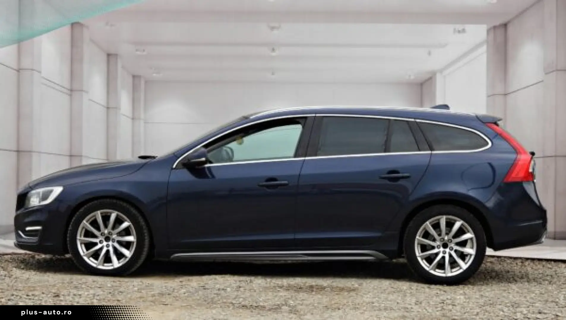 Volvo V60 D4   An 2015   Motor 2 0