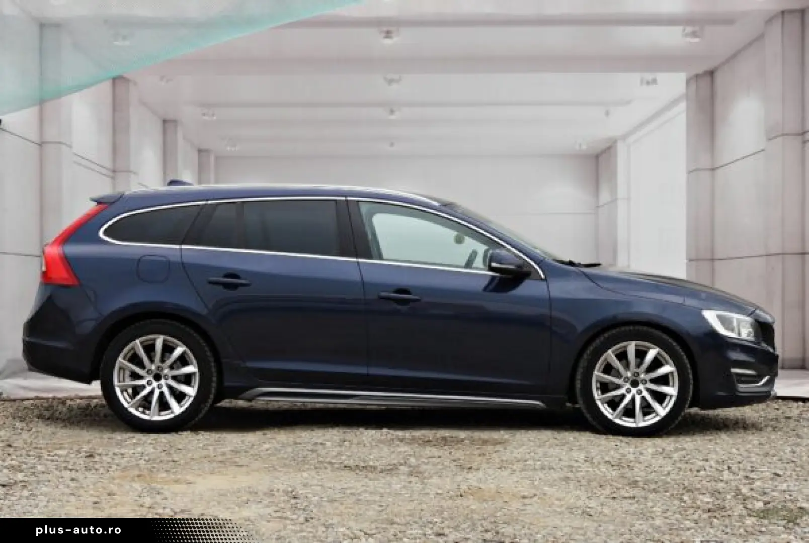 Volvo V60 D4   An 2015   Motor 2 0