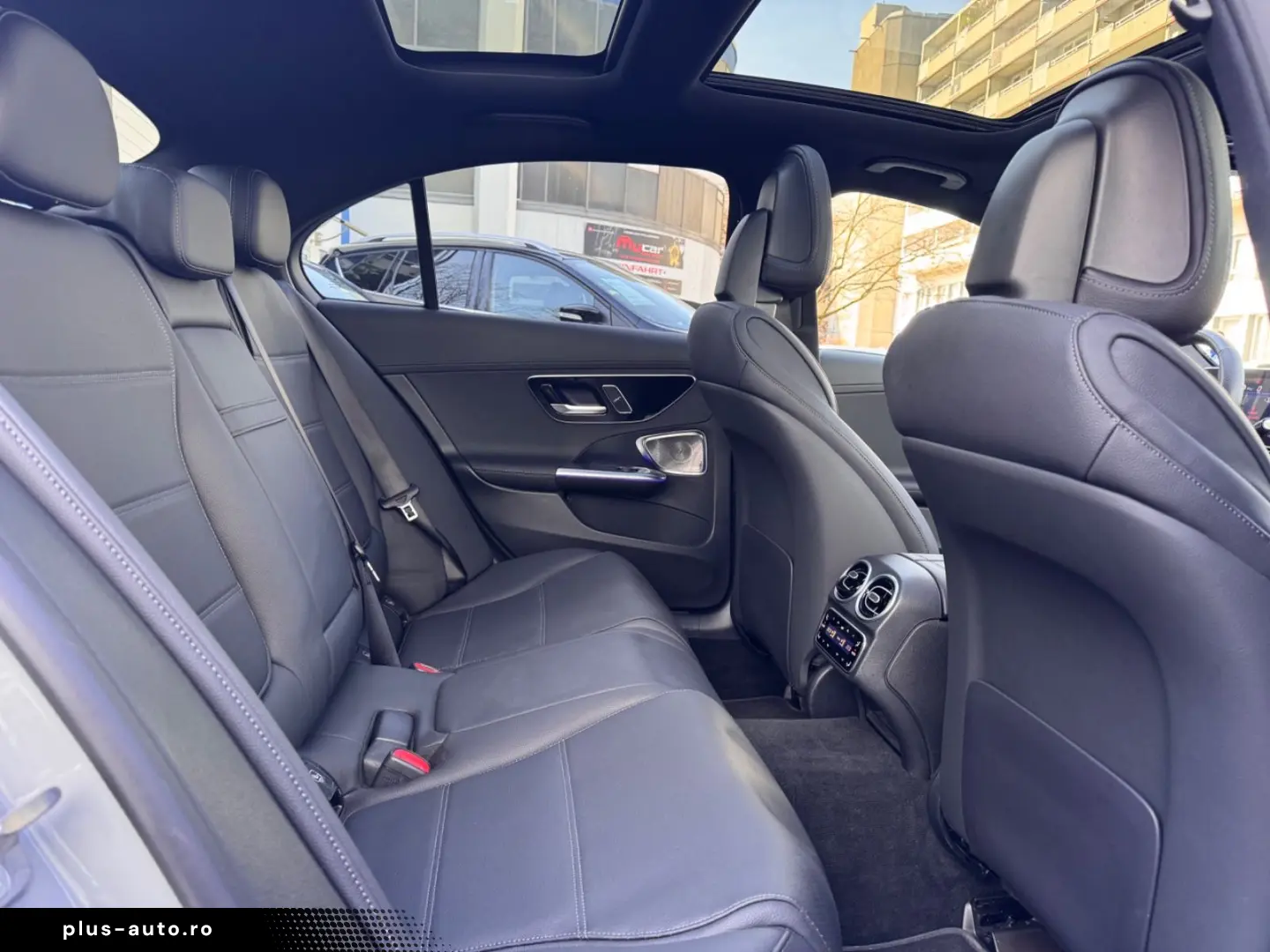 MERCEDES-BENZ C 300 Lim. 4Matic AMG Line HUD PANO 360  AHK