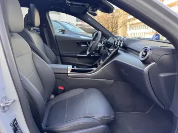 MERCEDES-BENZ C 300 Lim. 4Matic AMG Line HUD PANO 360  AHK