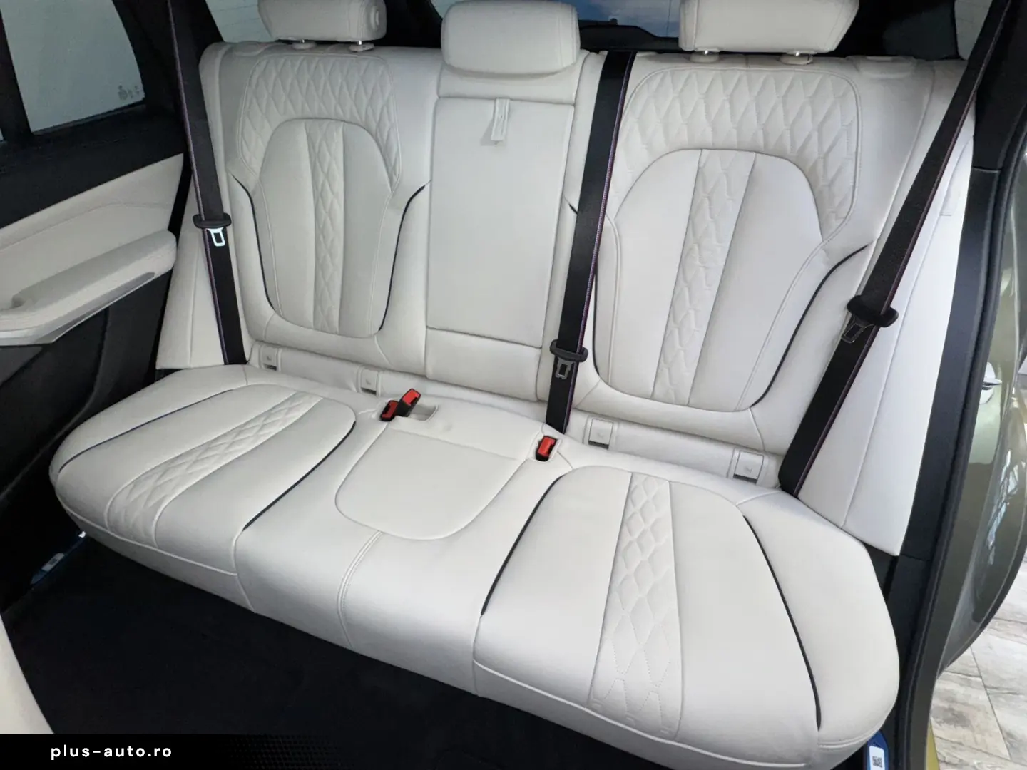 BMW X5 xDr30d M Sport Pro Individual Sky 22