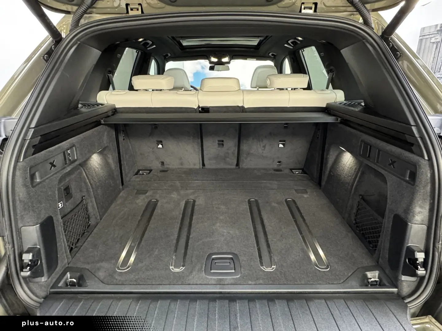 BMW X5 xDr30d M Sport Pro Individual Sky 22