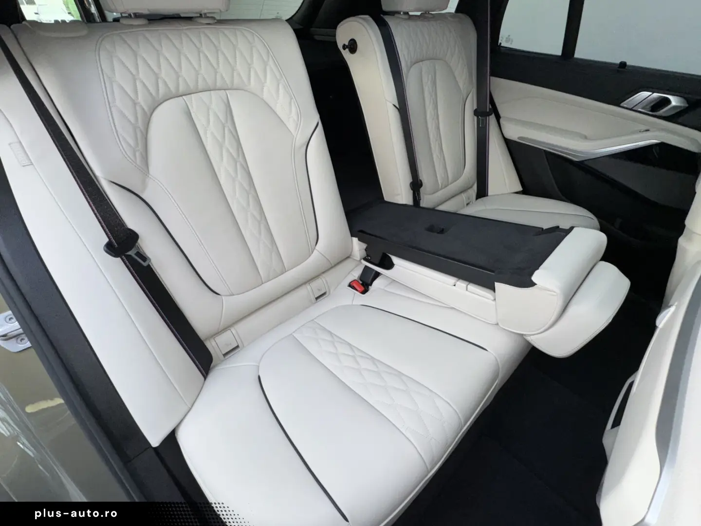 BMW X5 xDr30d M Sport Pro Individual Sky 22