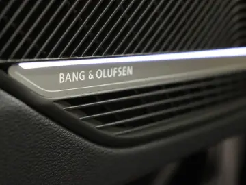 AUDI RS5 Coupe quattro tiptronic Matrix B&O CarPlay