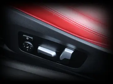 BMW M4 xDrive Competition Cabrio LASER HUD 360 KAM