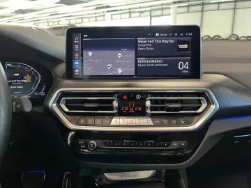 BMW X3 xDrive30d M Sport LKH AHK PANO LASER 360 KAM